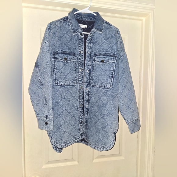 NWT Good American Quilted Relaxed Fit Denim Shacket - Picture 3 of 8